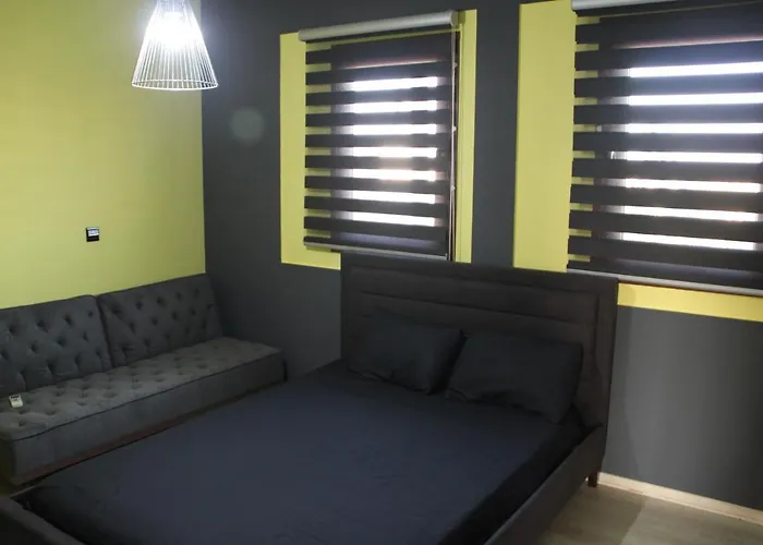 Purple Protaras - 파라림니